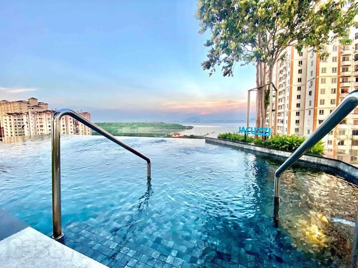 Lejlighed #Japanese #Highfloor Seaview #Infinity Pool #5Pax #3Br2Bath #2Queen1Single #Quality Well Maintained #Private Host Jelutong