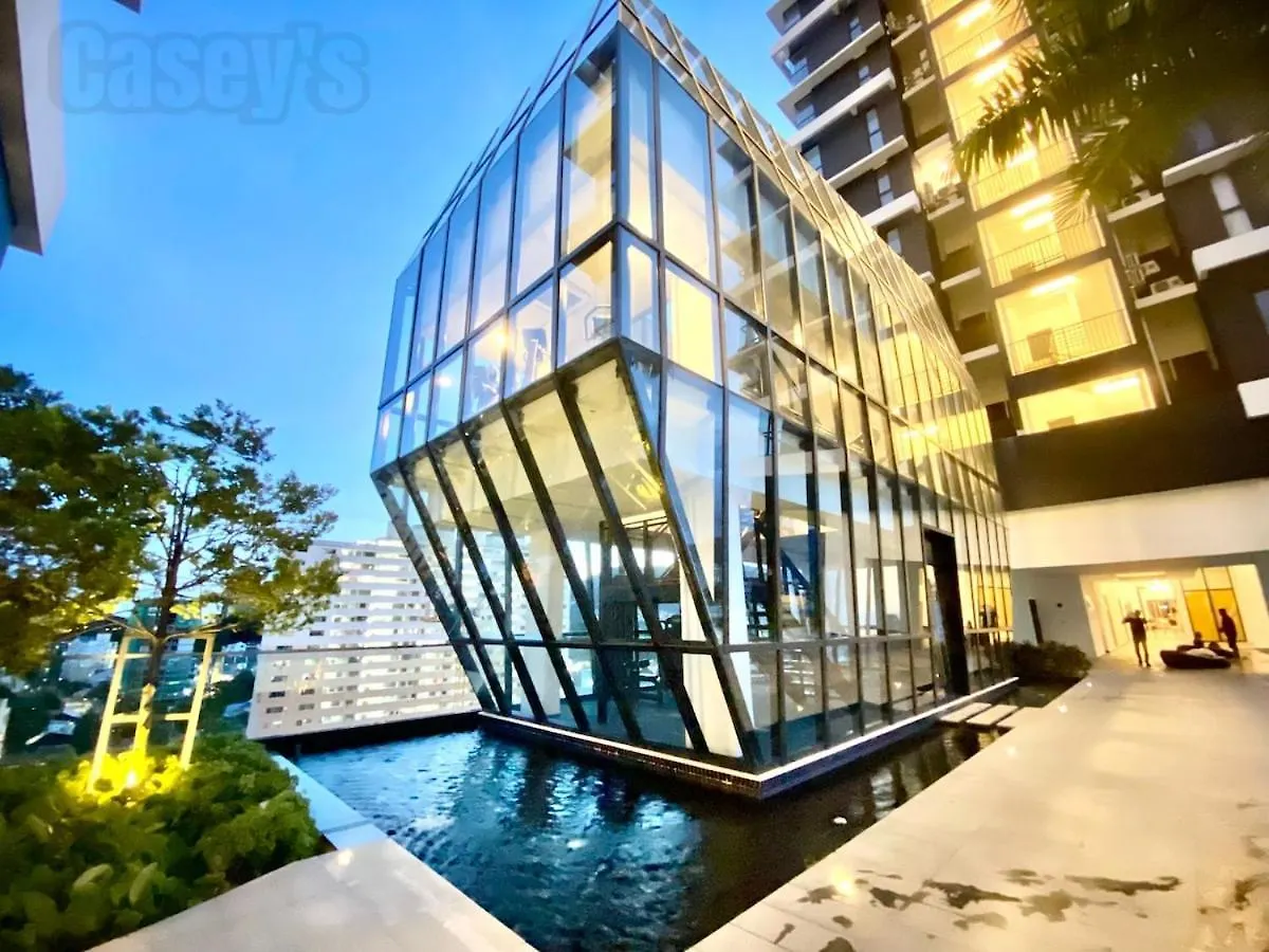 #Japanese #Highfloor Seaview #Infinity Pool #5Pax #3Br2Bath #2Queen1Single #Quality Well Maintained #Private Host Jelutong