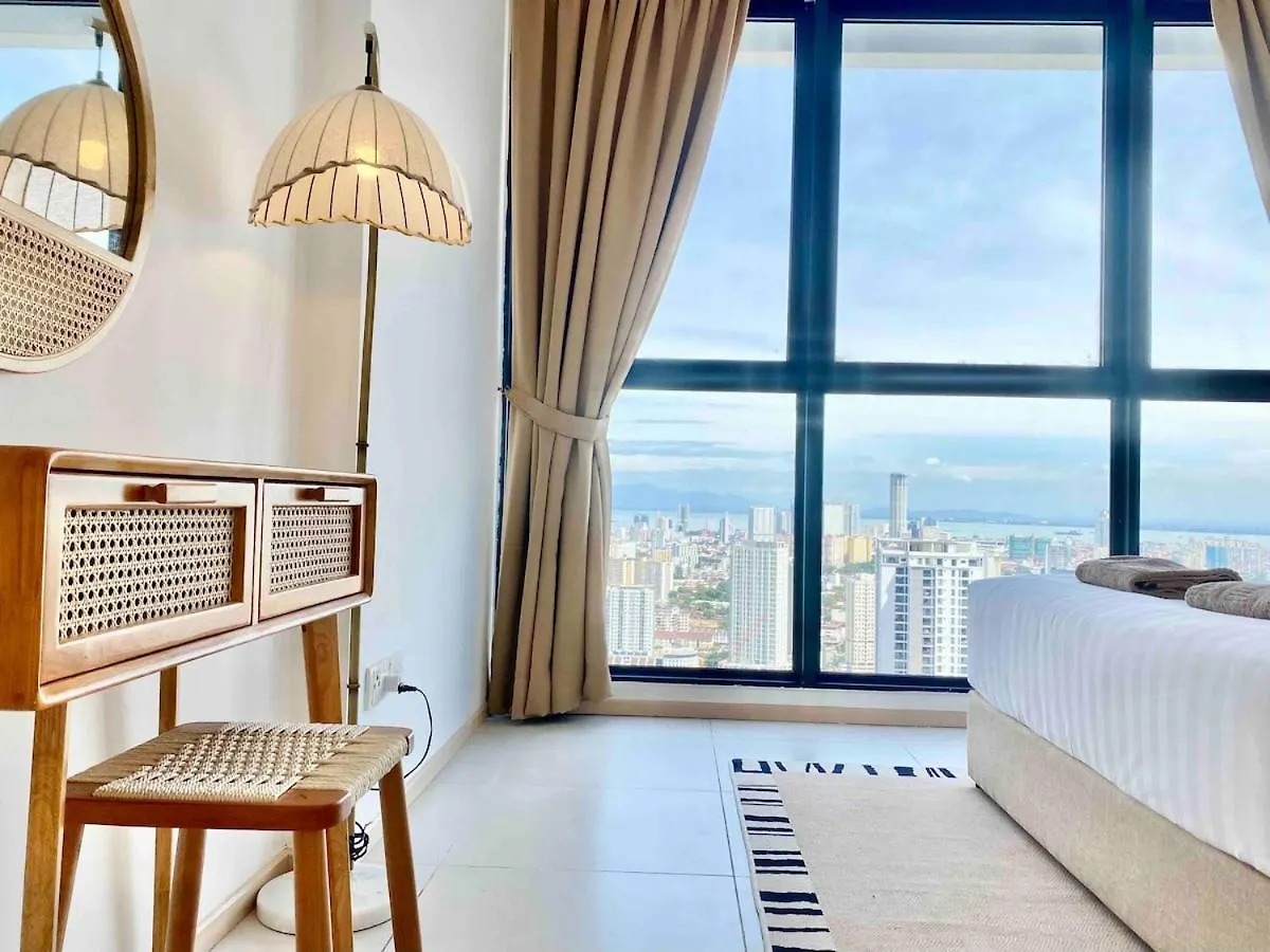 #Japanese #Highfloor Seaview #Infinity Pool #5Pax #3Br2Bath #2Queen1Single #Quality Well Maintained #Private Host Jelutong Malaysia